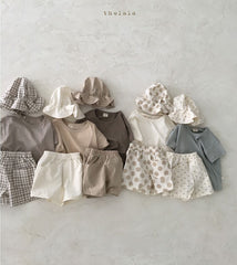 Sommerbabyklær Sommerbomull og lin Uformelle shorts for babyer Tynne og komfortable